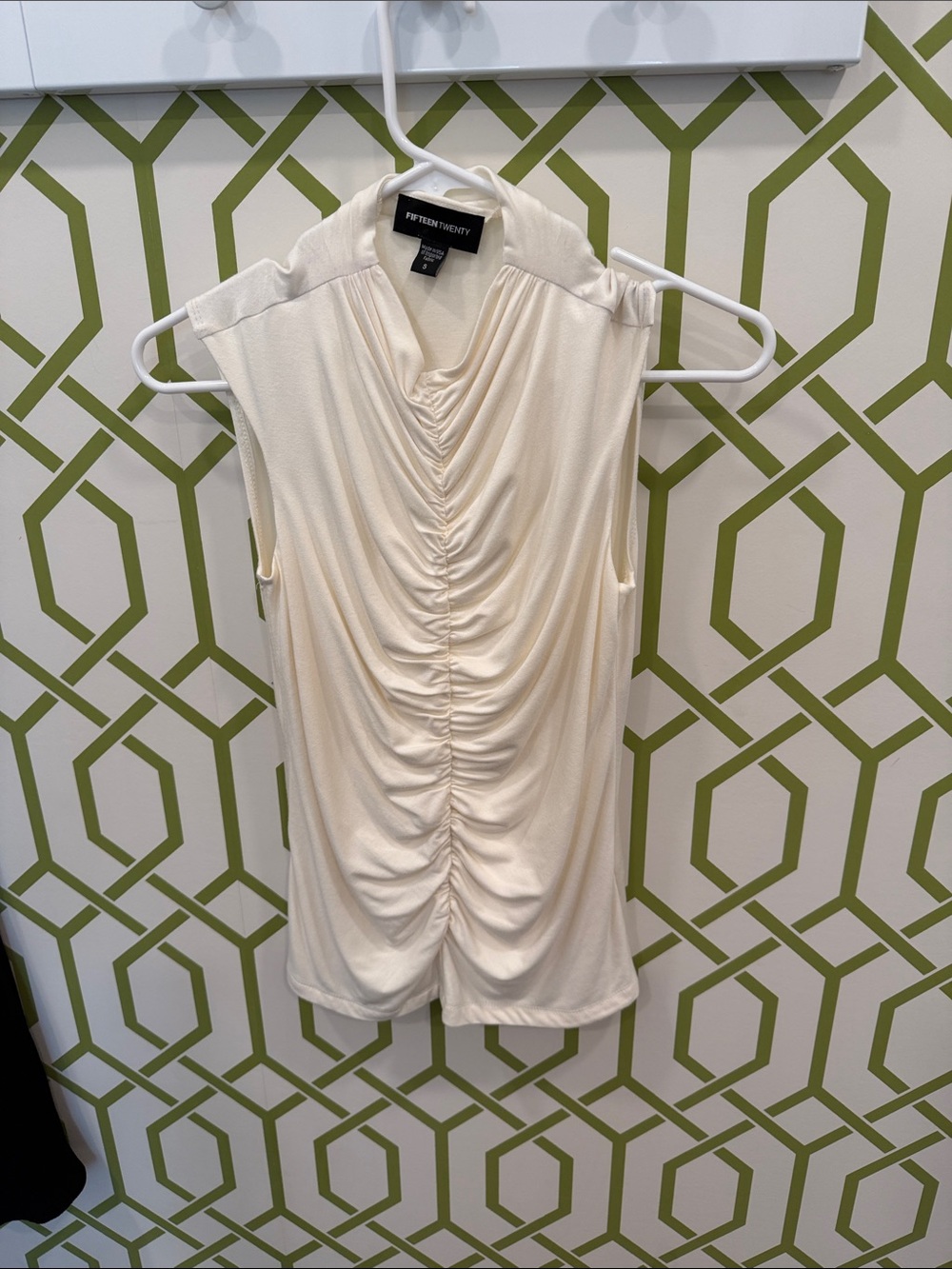 Fifteen Twenty Beautiful Ivory Sleeveless Ruched Front Top